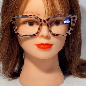 1185 Claudia 1.25 Light Tortoise Oversize Reading Glasses Square Concave NWT
